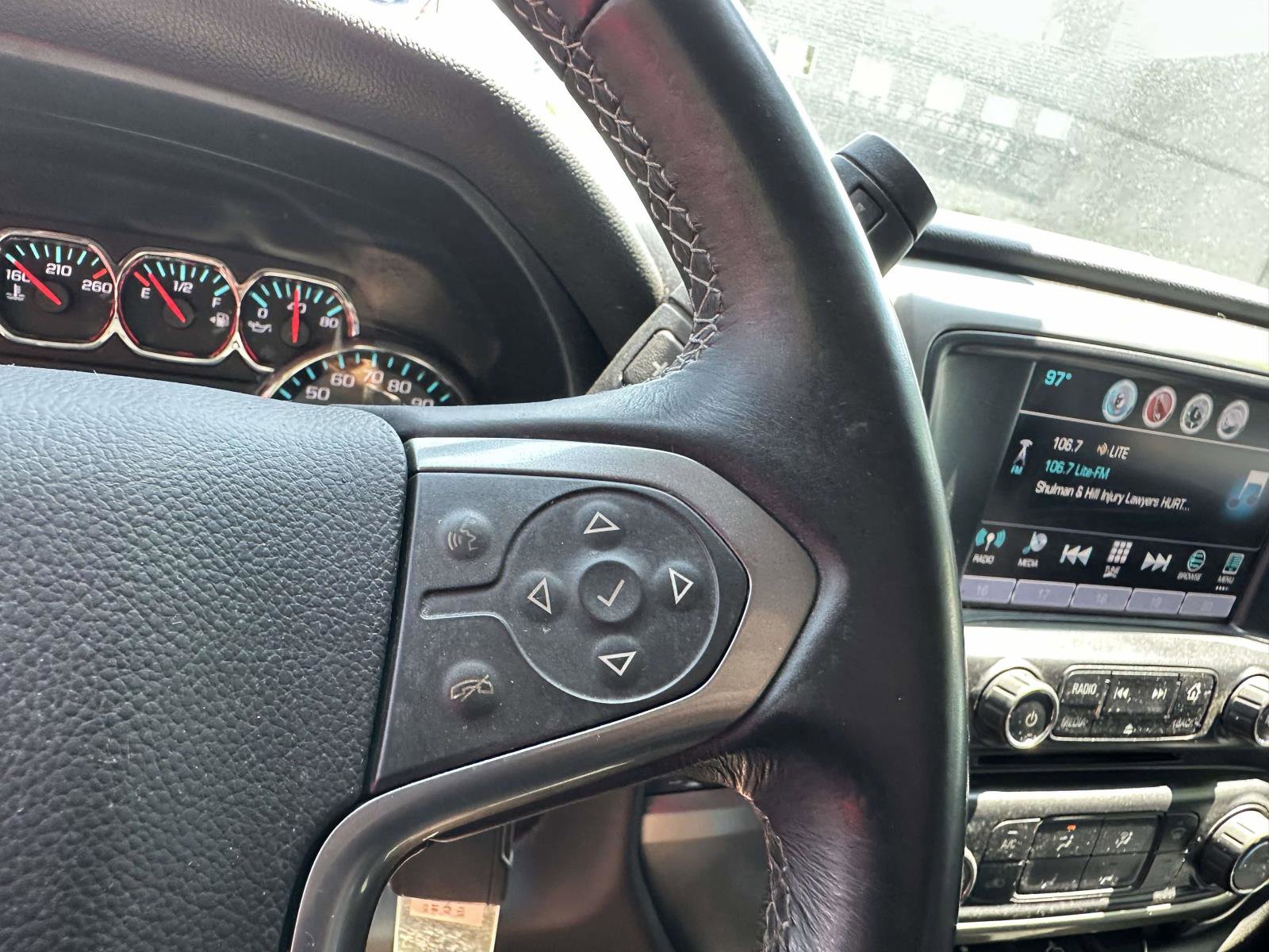 Used 2018 Chevrolet Silverado 1500 LT AWD/4WD image 29