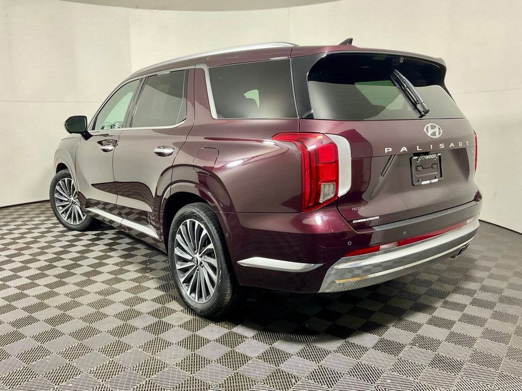 Used 2024 Hyundai Palisade Calligraphy image 11