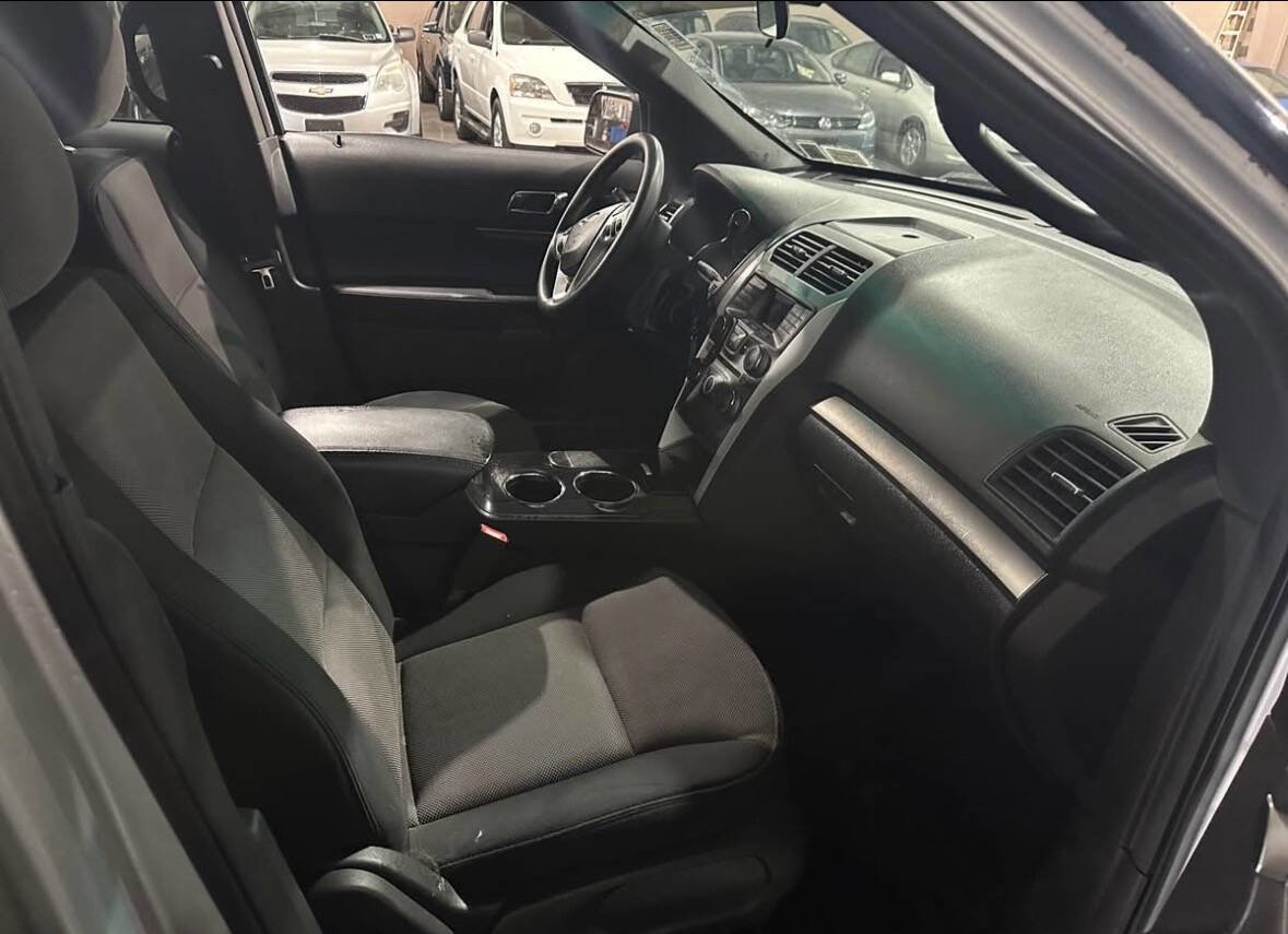 Used 2015 Ford Explorer 4WD Police Interceptor image 10