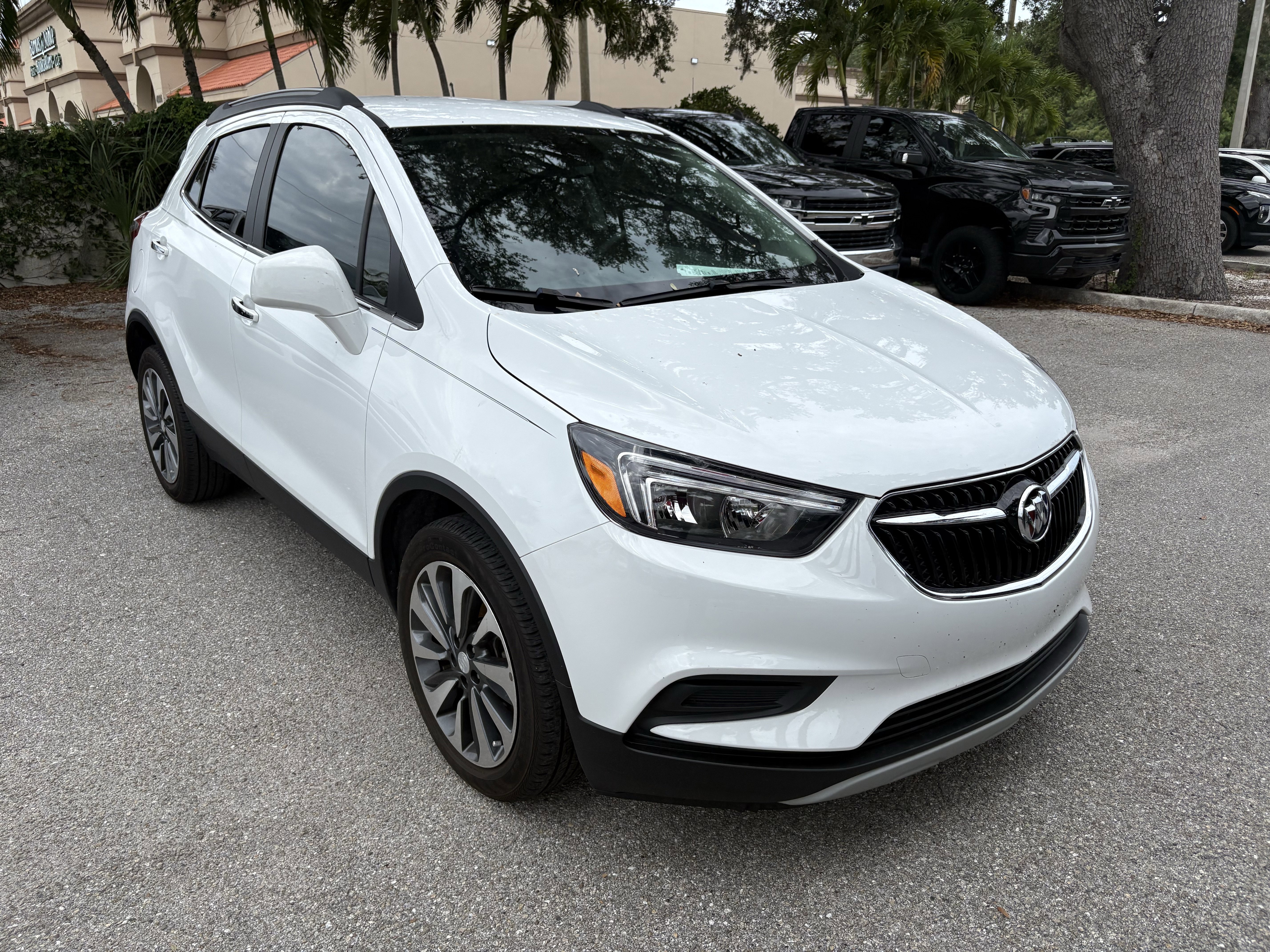 Used 2022 Buick Encore Preferred w/ Safety Package FWD video 1
