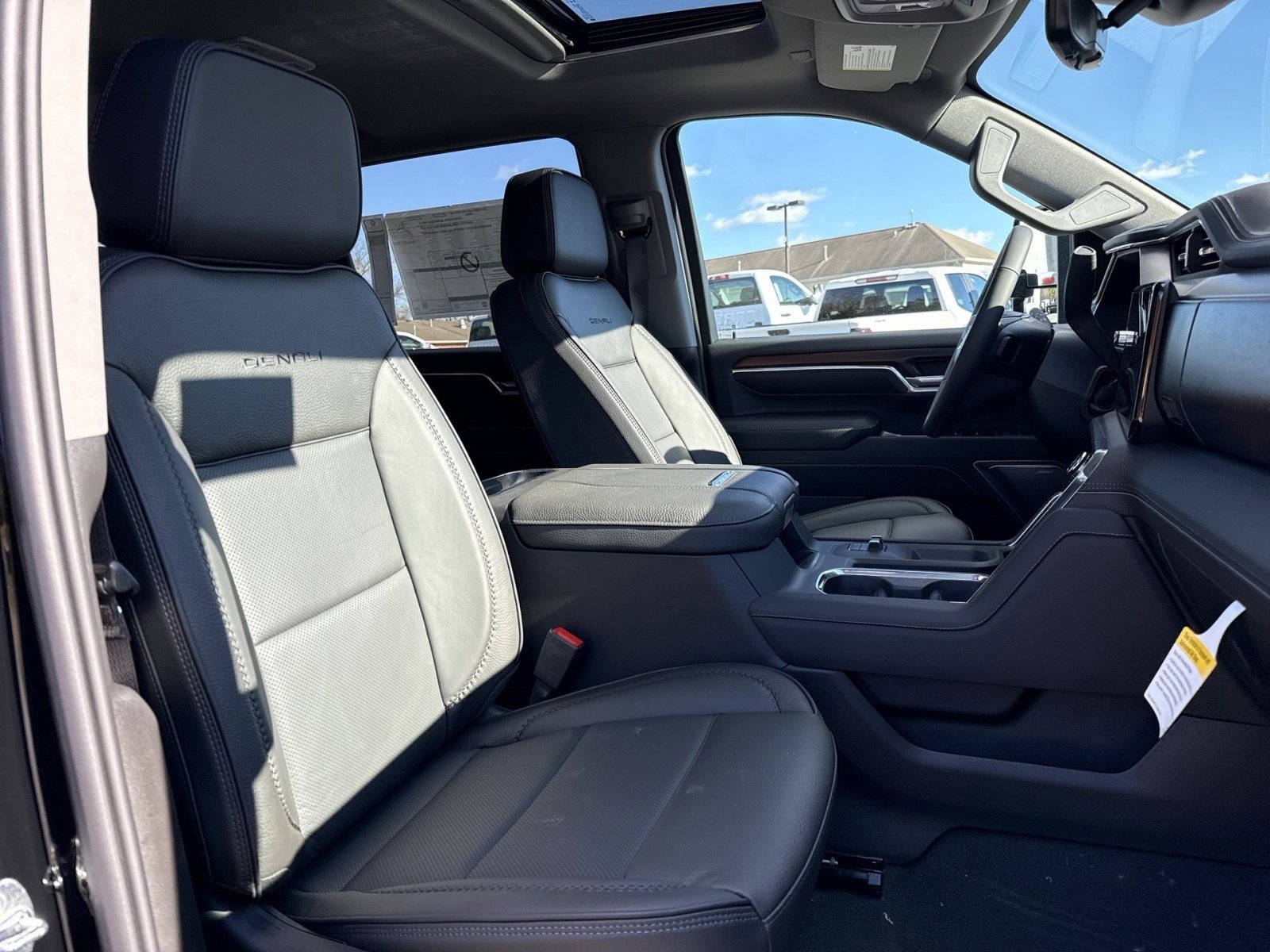 New 2026 GMC Sierra 2500 Denali w/ Denali Reserve Package image 21