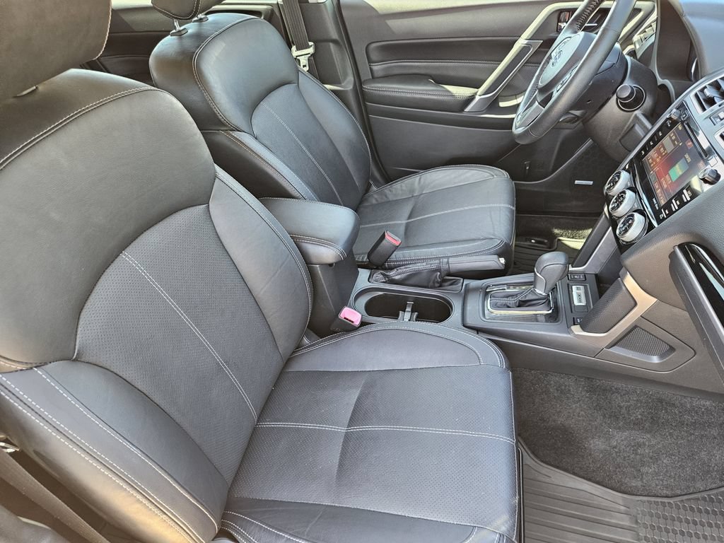 Used 2017 Subaru Forester 2.5i Touring AWD/4WD image 14