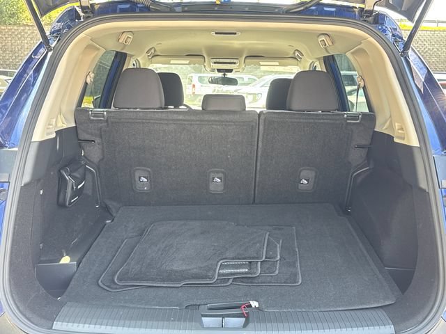Used 2023 Nissan Rogue SV AWD/4WD image 12