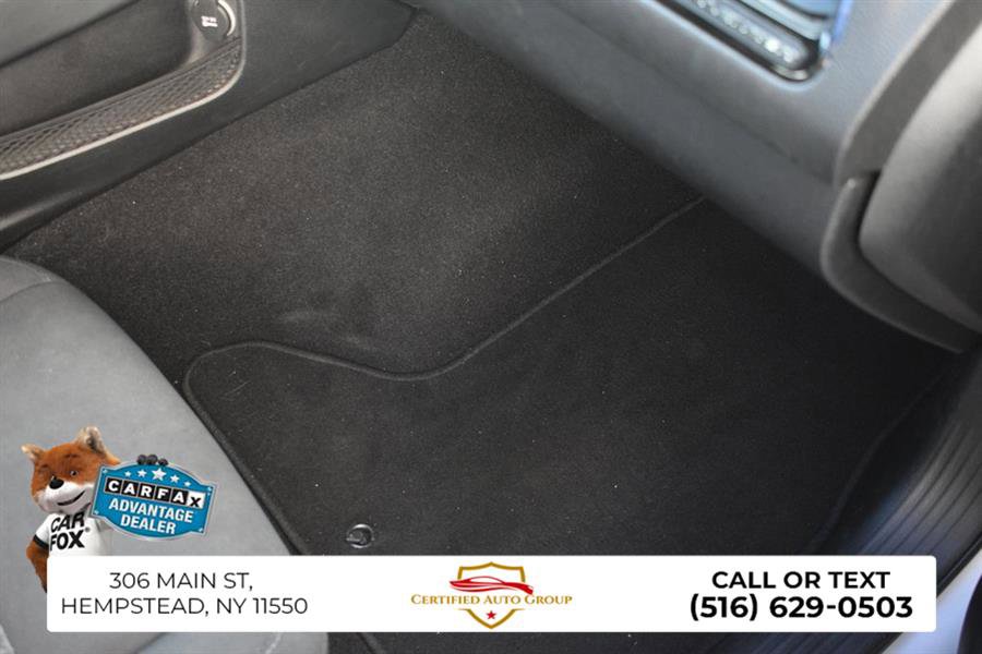 Used 2023 Dodge Challenger SXT w/ Cold Weather Group image 26