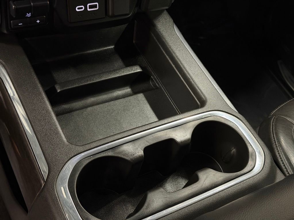 Used 2020 Chevrolet Silverado 1500 LTZ image 41