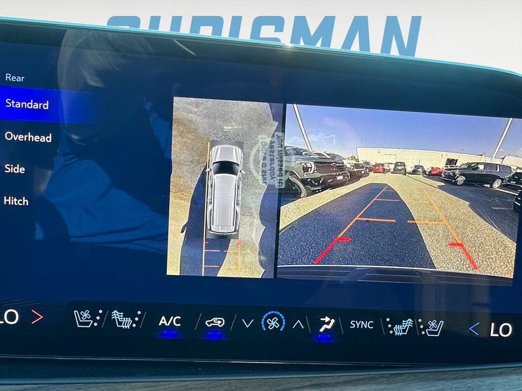 New 2026 Chevrolet Suburban High Country AWD/4WD image 20