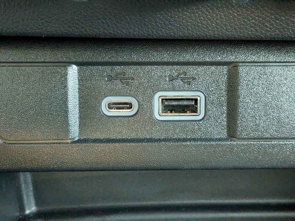 New 2025 Chevrolet Colorado LT w/ LT Convenience Package image 25