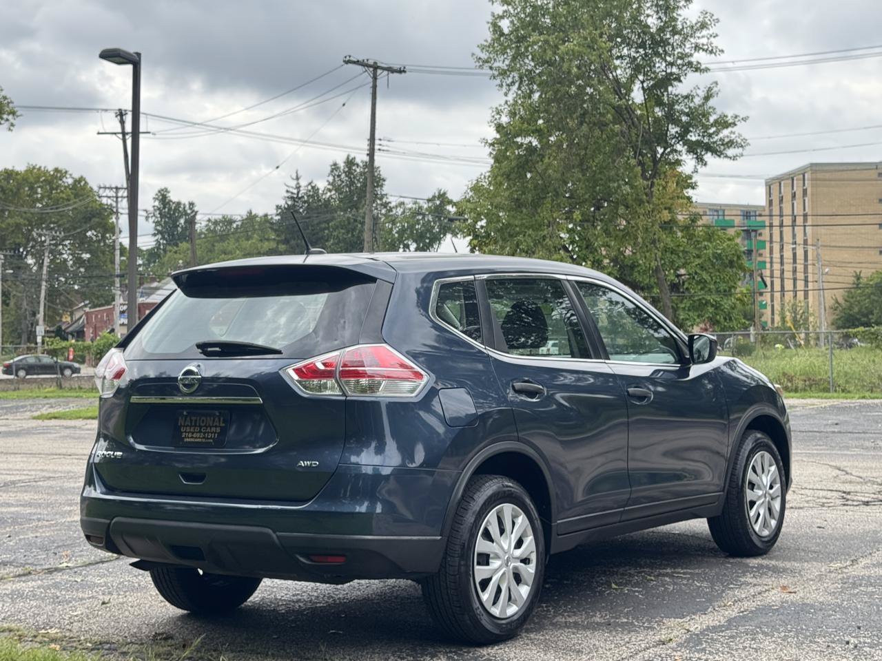 Used 2016 Nissan Rogue S AWD/4WD image 6