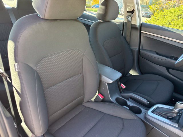 Used 2019 Hyundai Elantra SE w/ Cargo Package FWD image 25