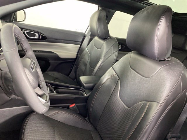 Used 2023 Jeep Compass Limited w/ Elite Group AWD/4WD image 22