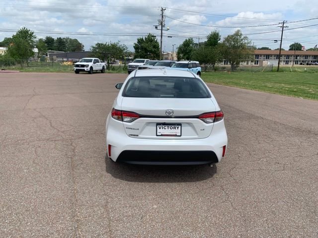 Used 2026 Toyota Corolla LE FWD image 6