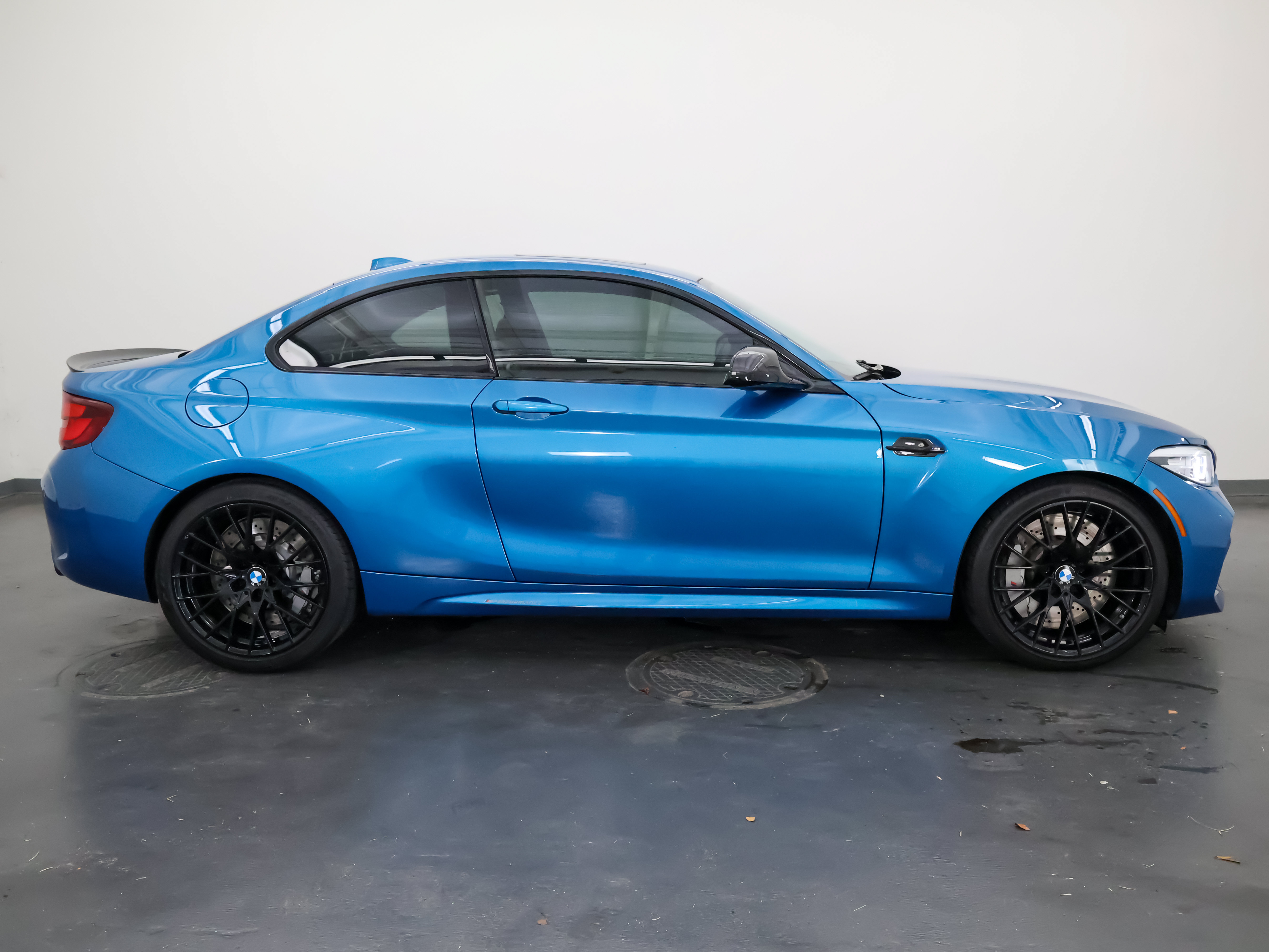 Used 2020 BMW M2 Competition w/ Executive Package RWD image 2
