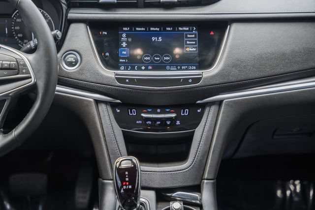 Used 2025 Cadillac XT5 Luxury FWD image 21