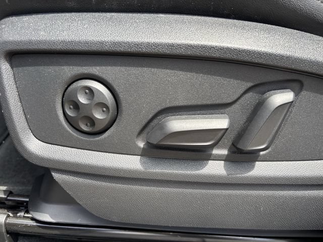 Used 2025 Audi Q5 2.0T Premium Plus AWD/4WD image 25
