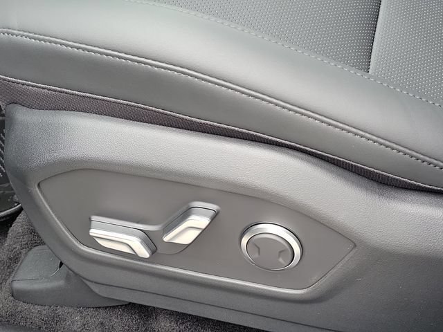 New 2026 Hyundai Santa Fe SEL FWD image 19