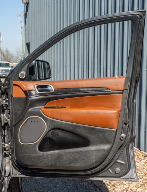 Used 2015 Jeep Grand Cherokee Summit w/ Platinum Series Group AWD/4WD image 45