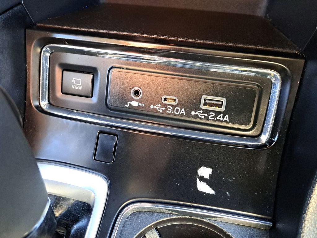 Used 2023 Subaru Ascent Limited w/ Technology Package image 24