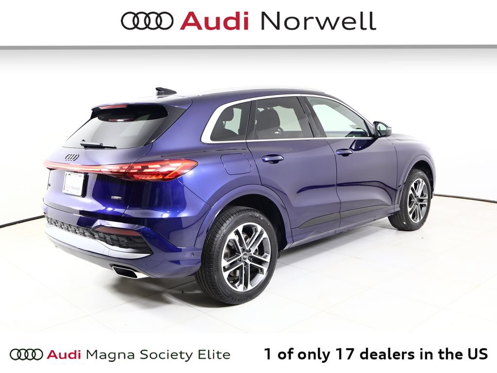 Used 2025 Audi Q5 Premium Plus w/ Premium Plus AWD/4WD image 18