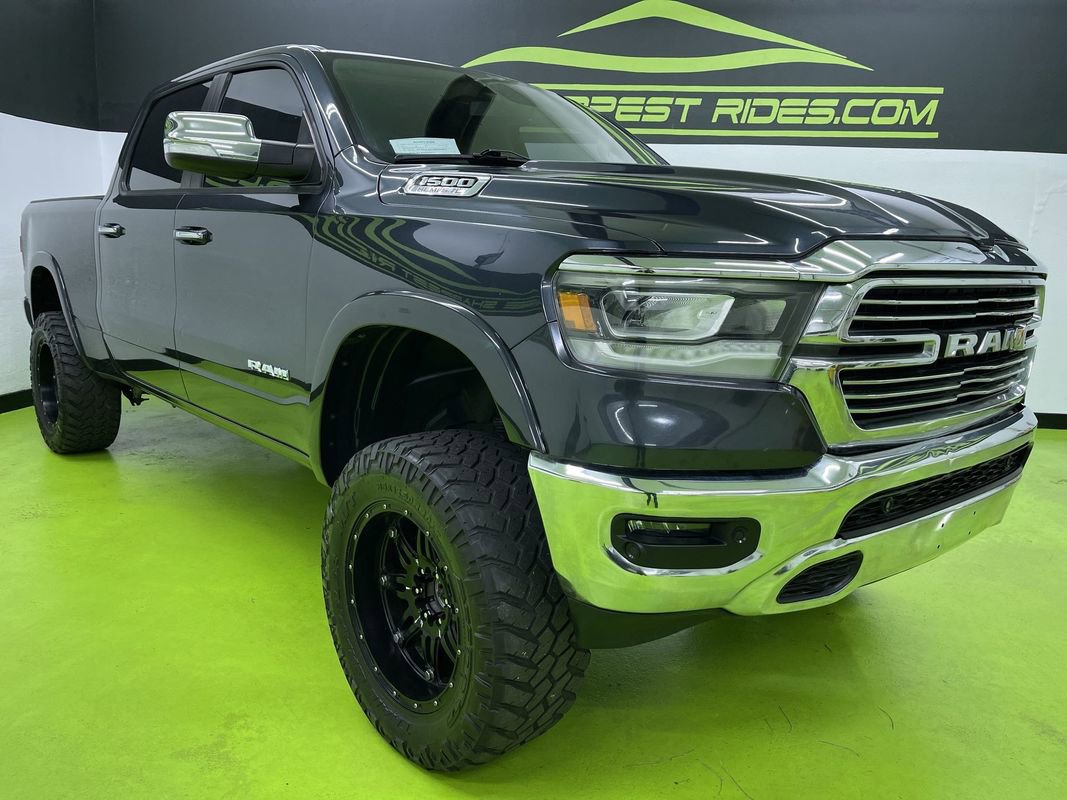 Used 2019 RAM 1500 Laramie image 2
