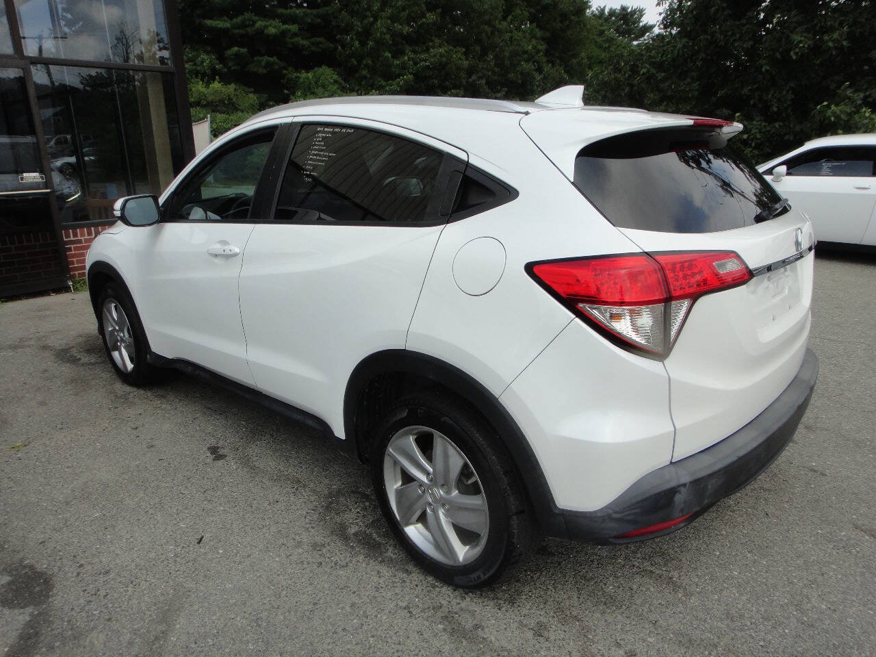 Used 2019 Honda HR-V EX image 6