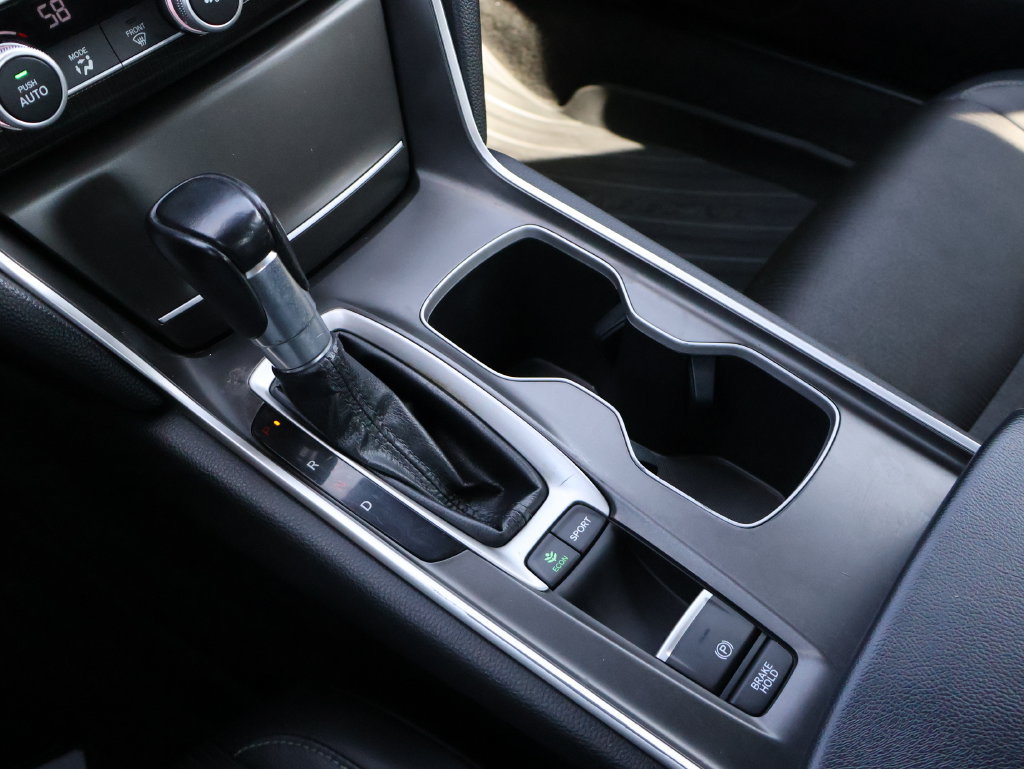 Certified 2018 Honda Accord Sport image 22