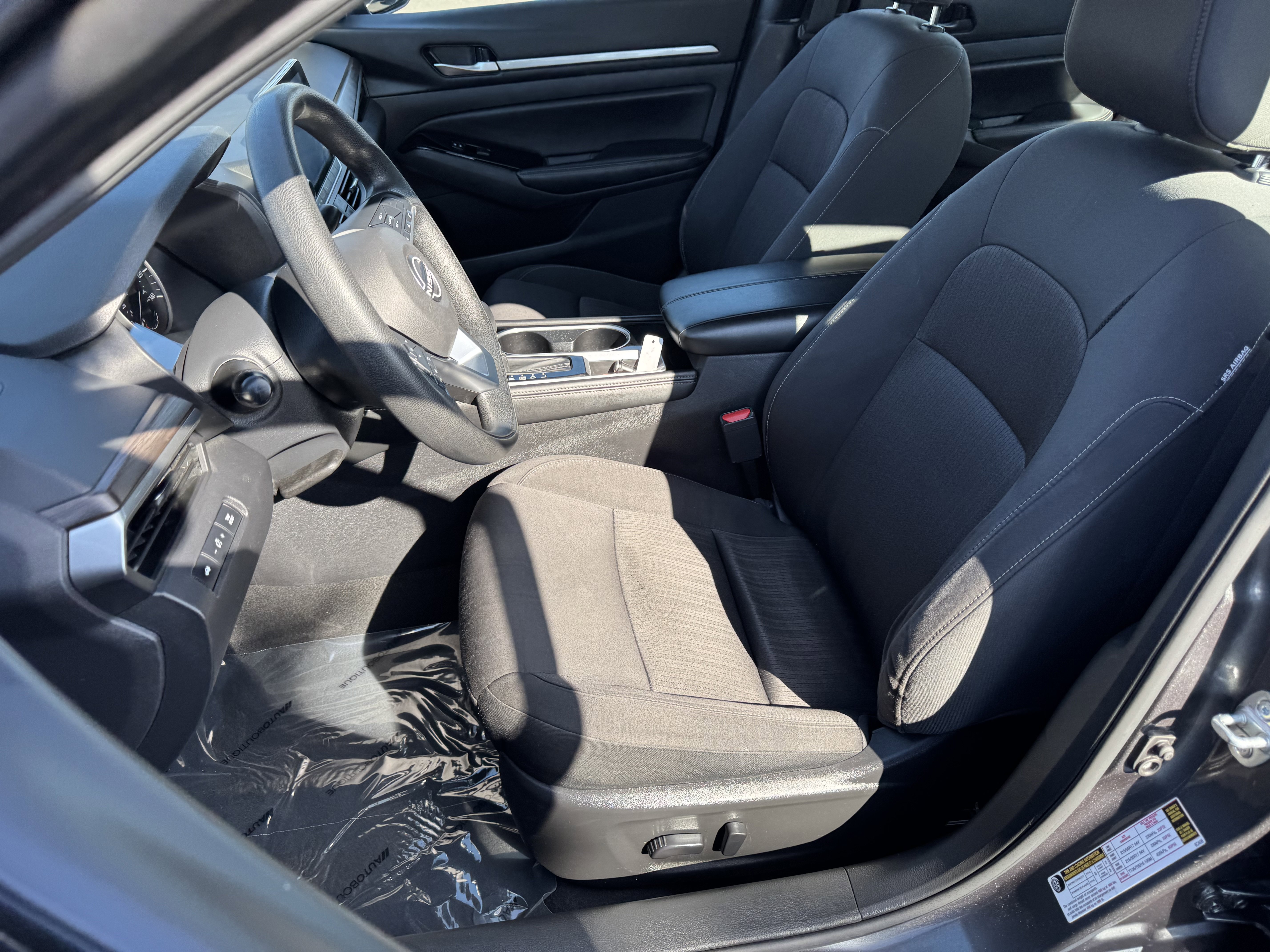 Used 2023 Nissan Altima 2.5 SV image 8