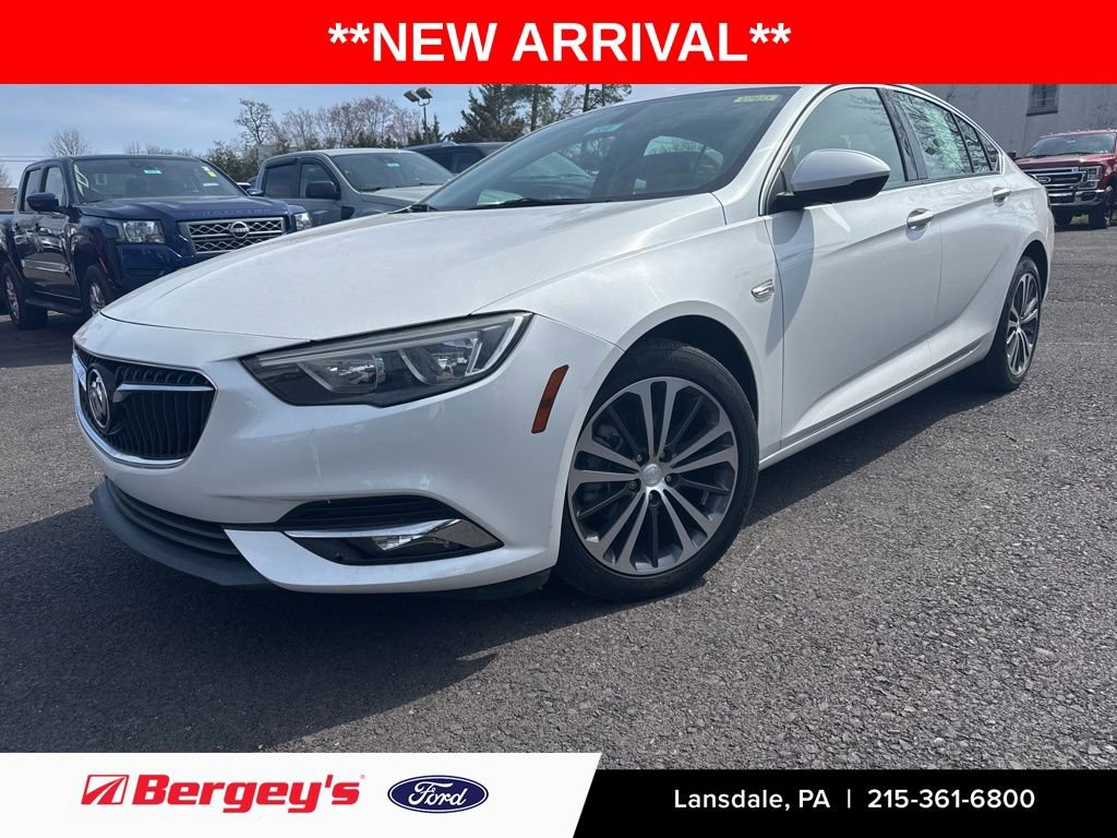 Used 2018 Buick Regal Essence w/ Sights and Sounds Package