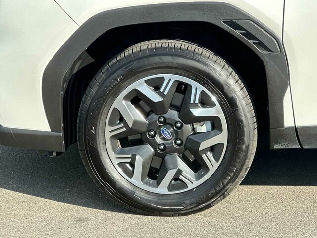 Certified 2025 Subaru Forester Premium AWD/4WD image 34