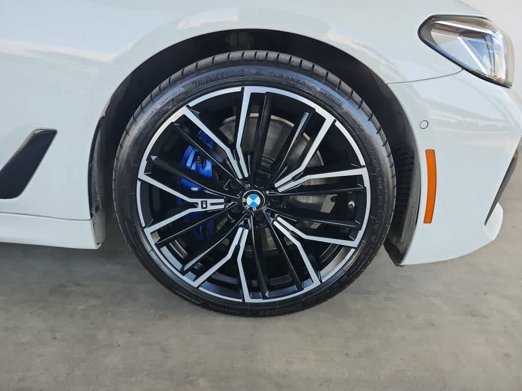 Used 2021 BMW 540i w/ M Sport Package RWD image 8
