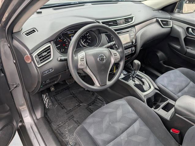 Used 2016 Nissan Rogue S w/ Appearance Package image 9