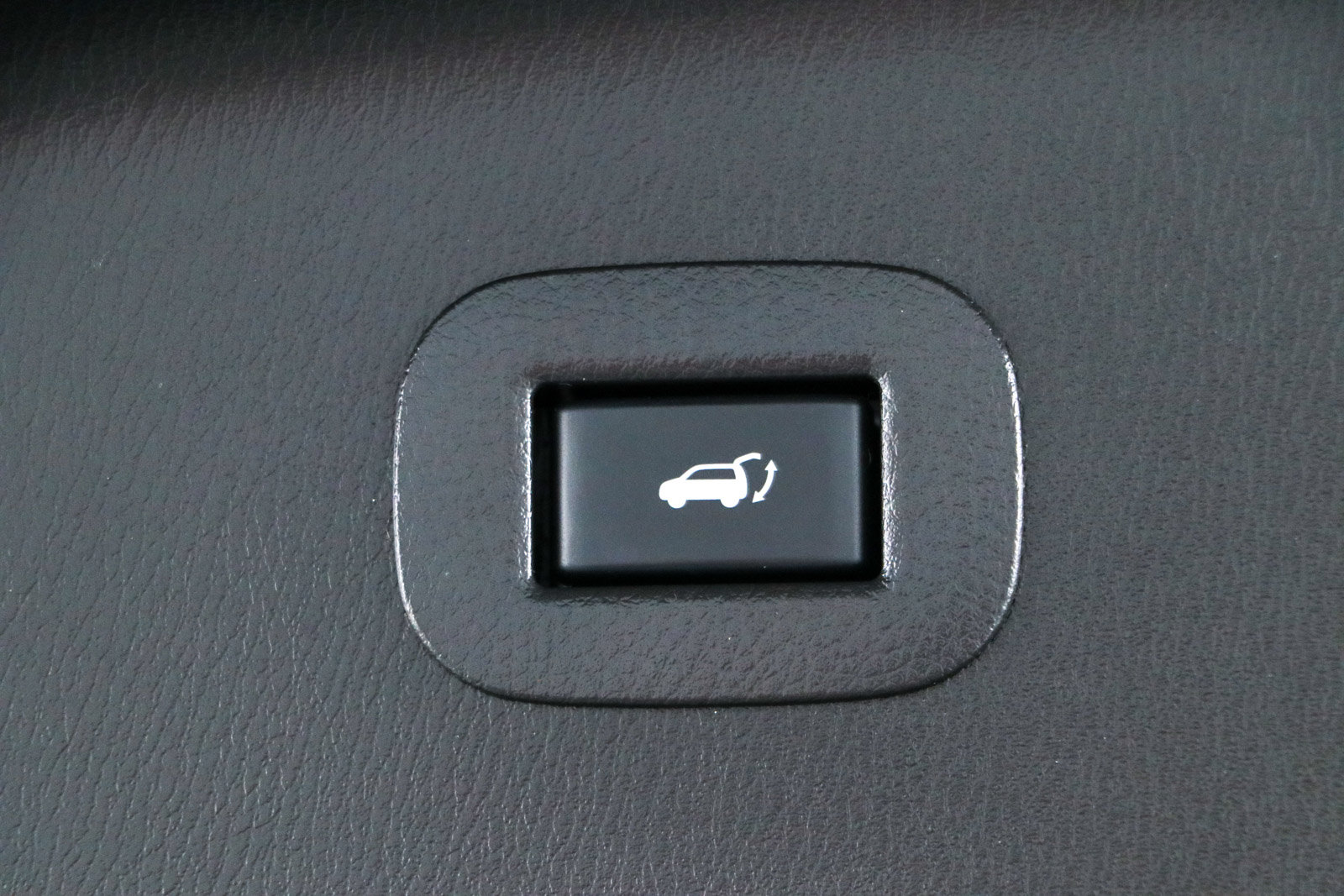 Used 2023 INFINITI QX80 Premium Select w/ Cargo Package RWD image 34