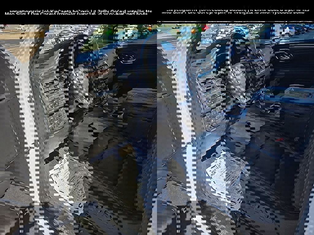 Used 2024 Chevrolet Tahoe Z71 w/ Luxury Package image 9