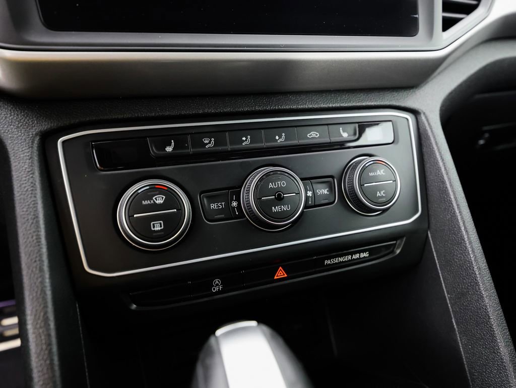 Used 2021 Volkswagen Atlas SE image 27