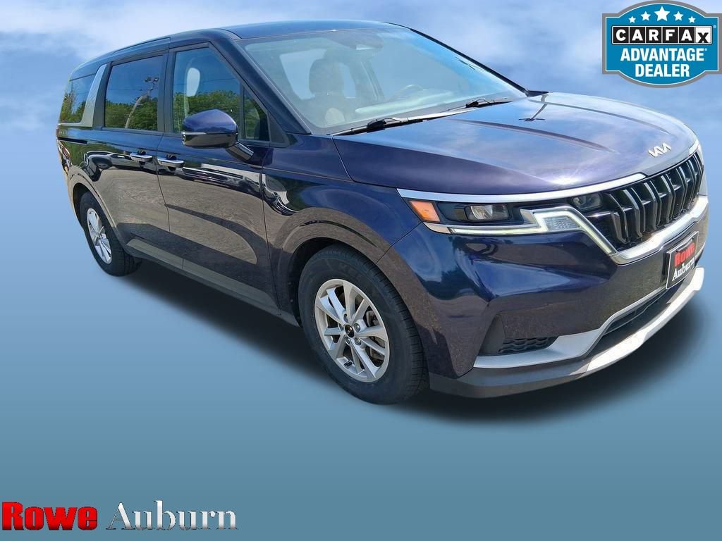 Used 2023 Kia Carnival LX image 1