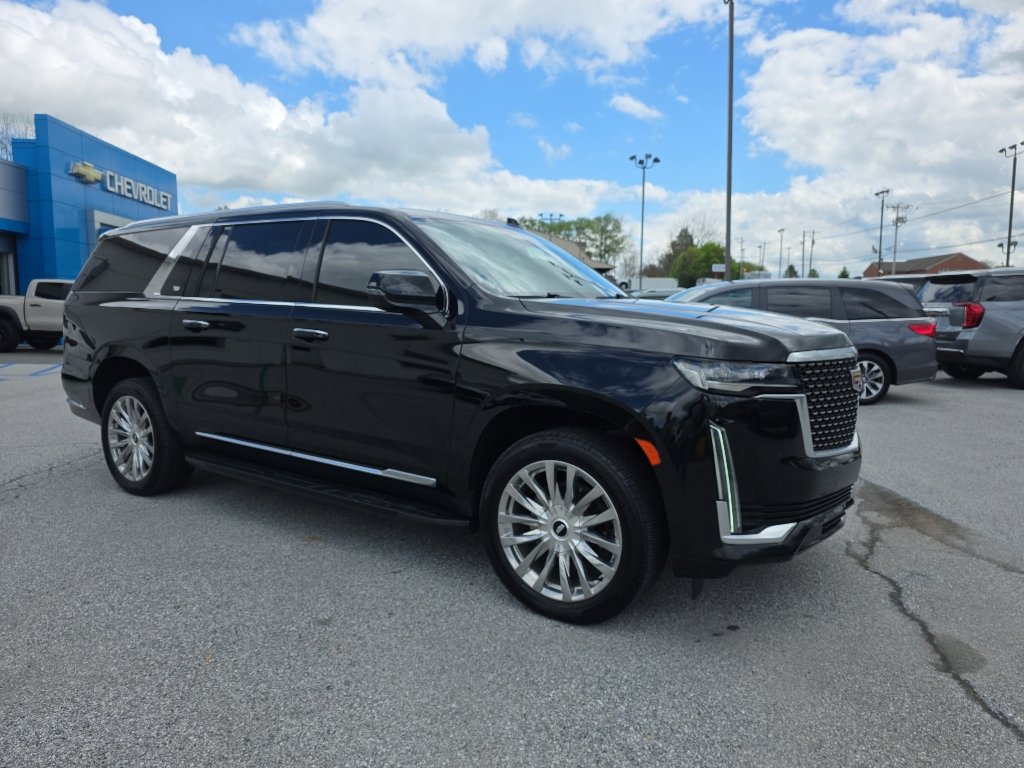 Used 2021 Cadillac Escalade ESV Premium Luxury AWD/4WD image 4