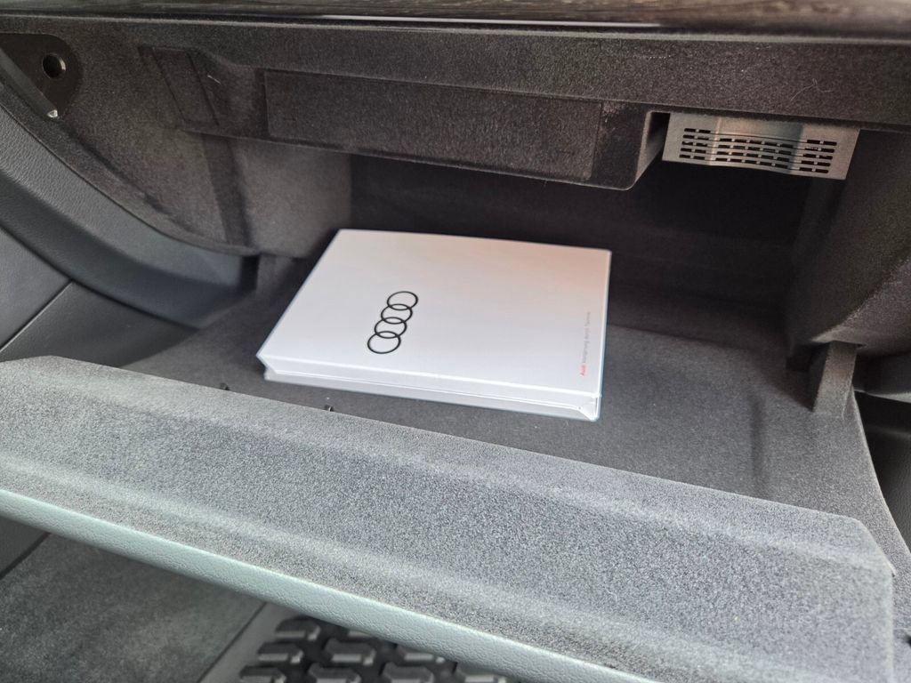 Certified 2025 Audi Q7 2.0T Premium Plus w/ Premium Plus Package AWD/4WD image 20