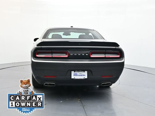 Used 2023 Dodge Challenger SXT image 9