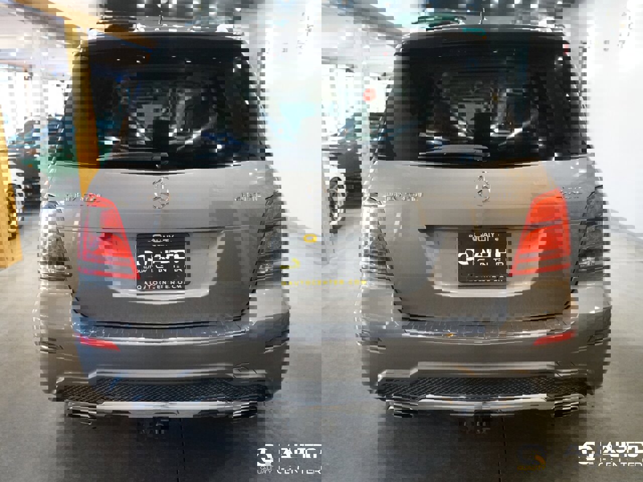 Used 2013 Mercedes-Benz GLK 350 4MATIC image 5