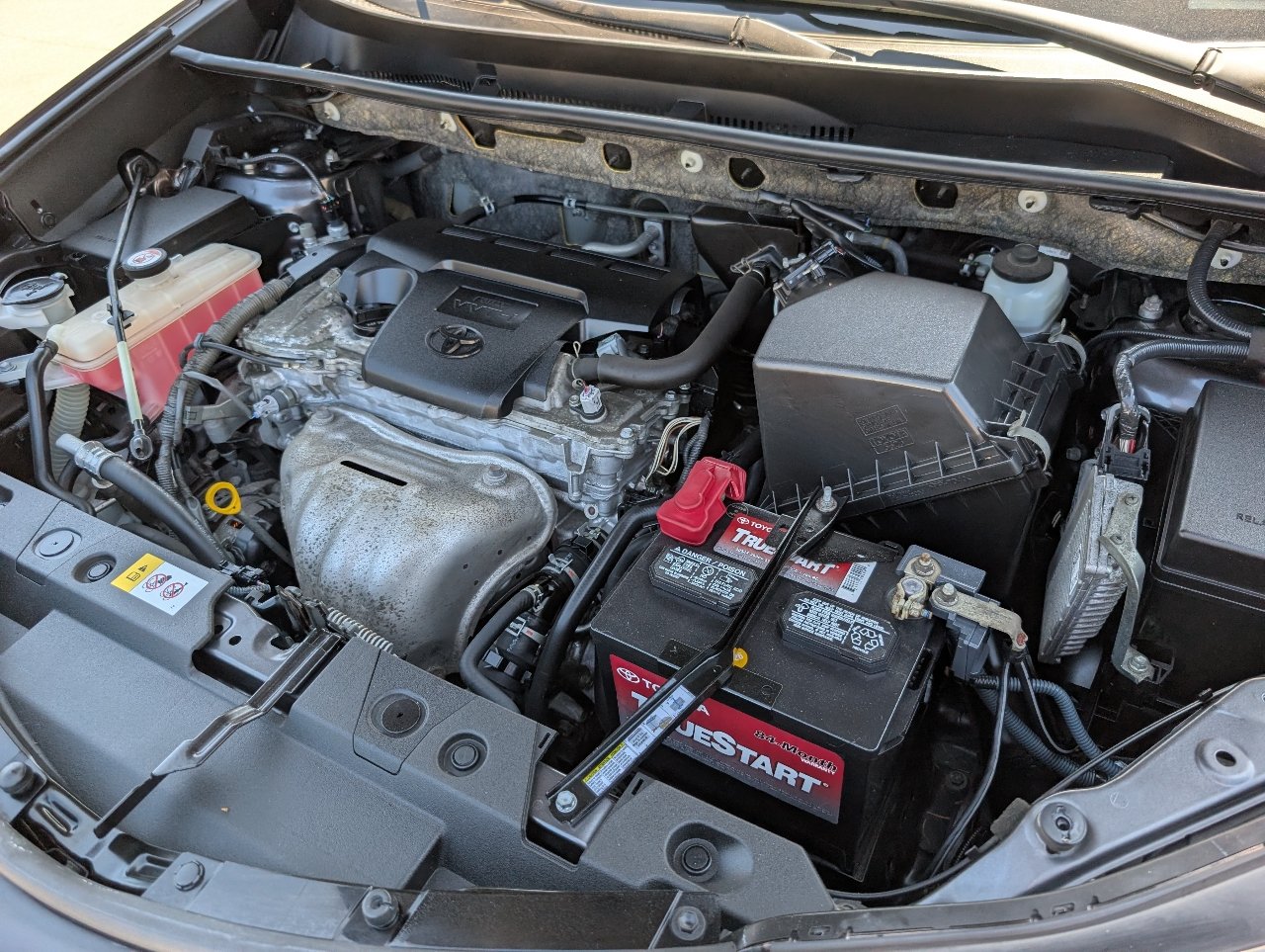Used 2017 Toyota RAV4 LE w/ Carpet Mat Package FWD image 20