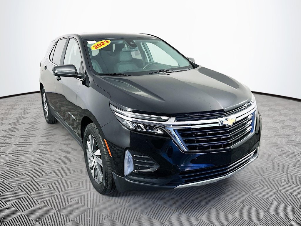 Used 2023 Chevrolet Equinox LT FWD image 3
