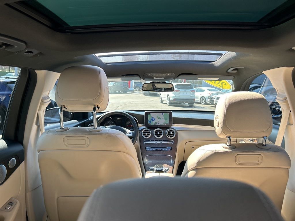 Used 2018 Mercedes-Benz GLC 300 4MATIC image 30
