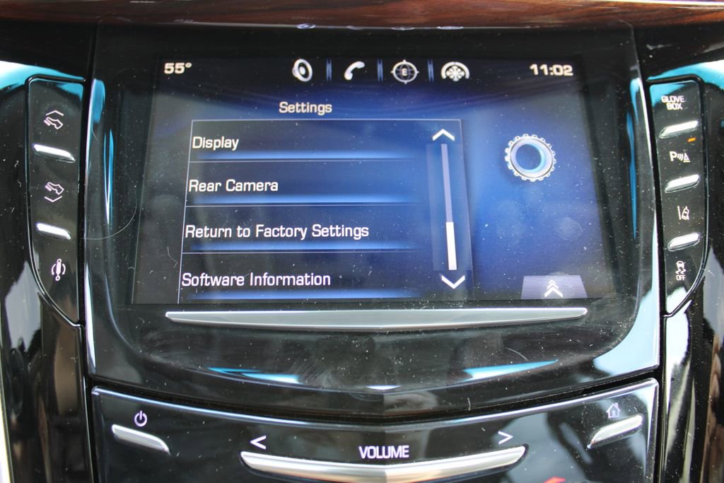 Used 2015 Cadillac Escalade Luxury AWD/4WD image 37