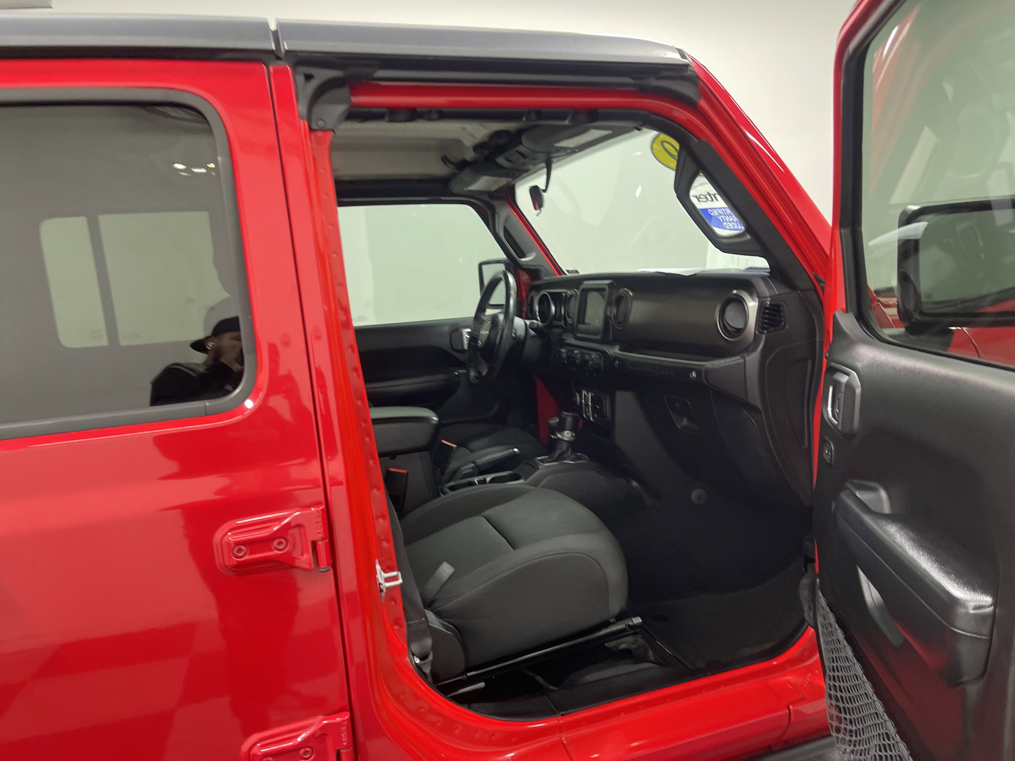 Used 2019 Jeep Wrangler Unlimited Sport S image 26