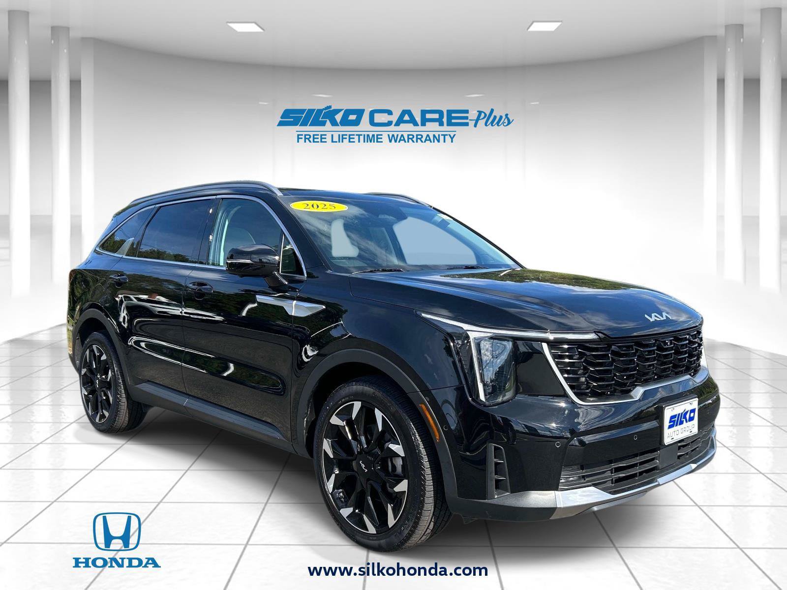 Used 2025 Kia Sorento SX