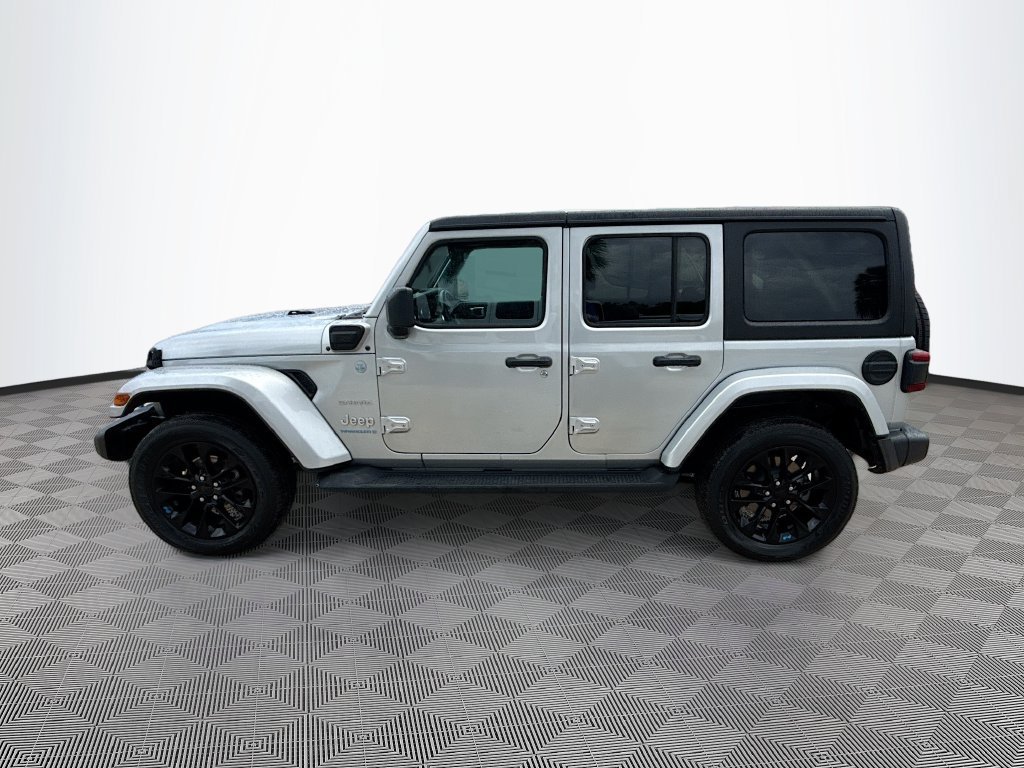 Certified 2023 Jeep Wrangler Unlimited Sahara w/ Cold Weather Group AWD/4WD image 9