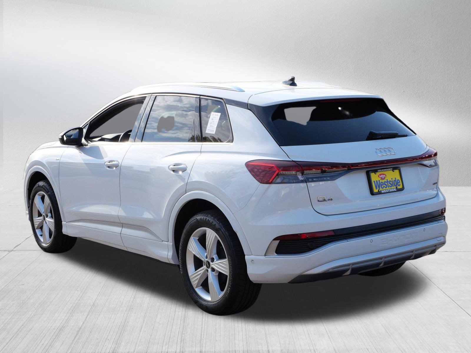 Used 2023 Audi Q4 e-tron Premium Plus AWD/4WD image 5
