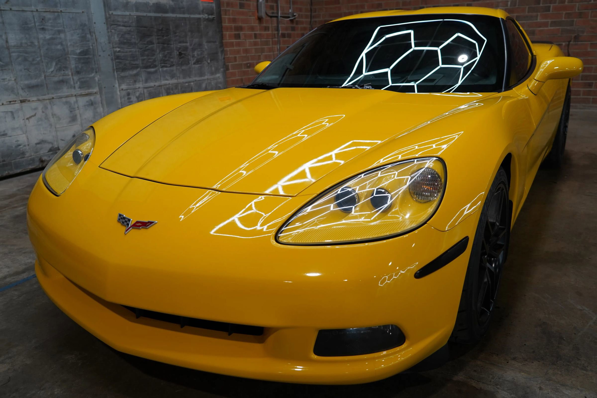 Used 2006 Chevrolet Corvette Coupe w/ Preferred Equipment Group image 26