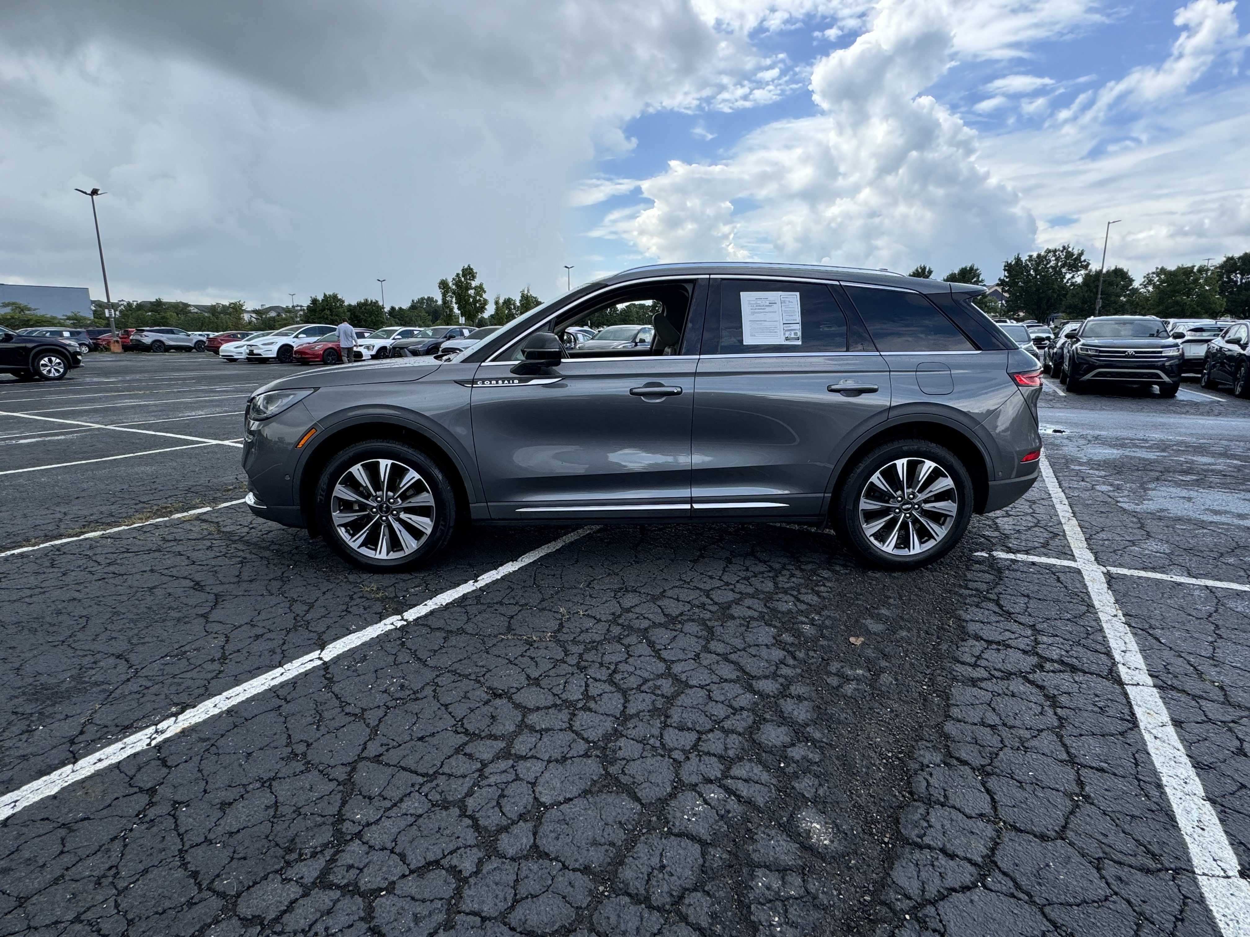 Used 2022 Lincoln Corsair Reserve w/ Equipment Group 201A AWD/4WD image 9