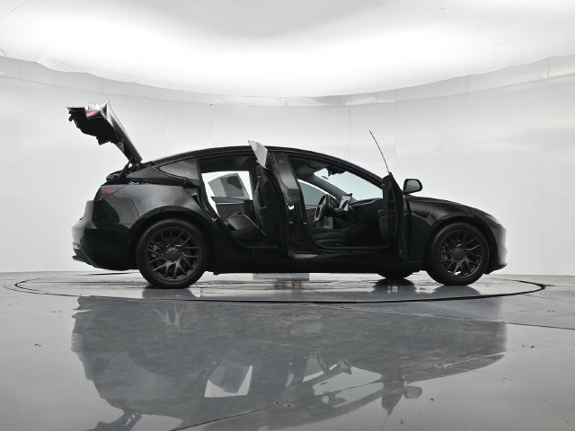 Used 2024 Tesla Model 3 Long Range AWD/4WD image 50