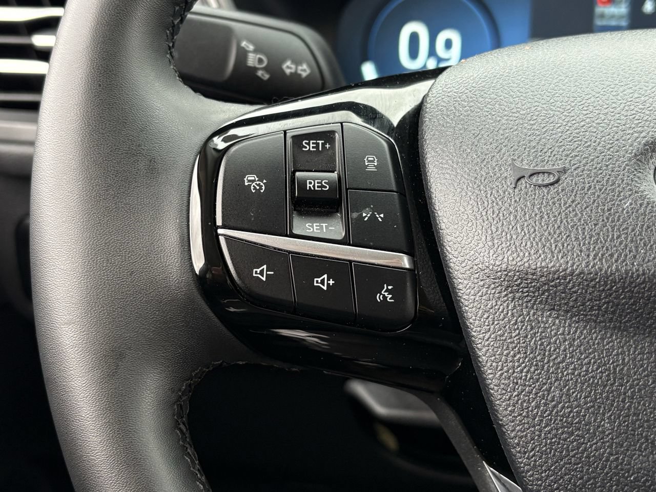 Used 2024 Ford Escape Active w/ Tech Pack #2 FWD image 16